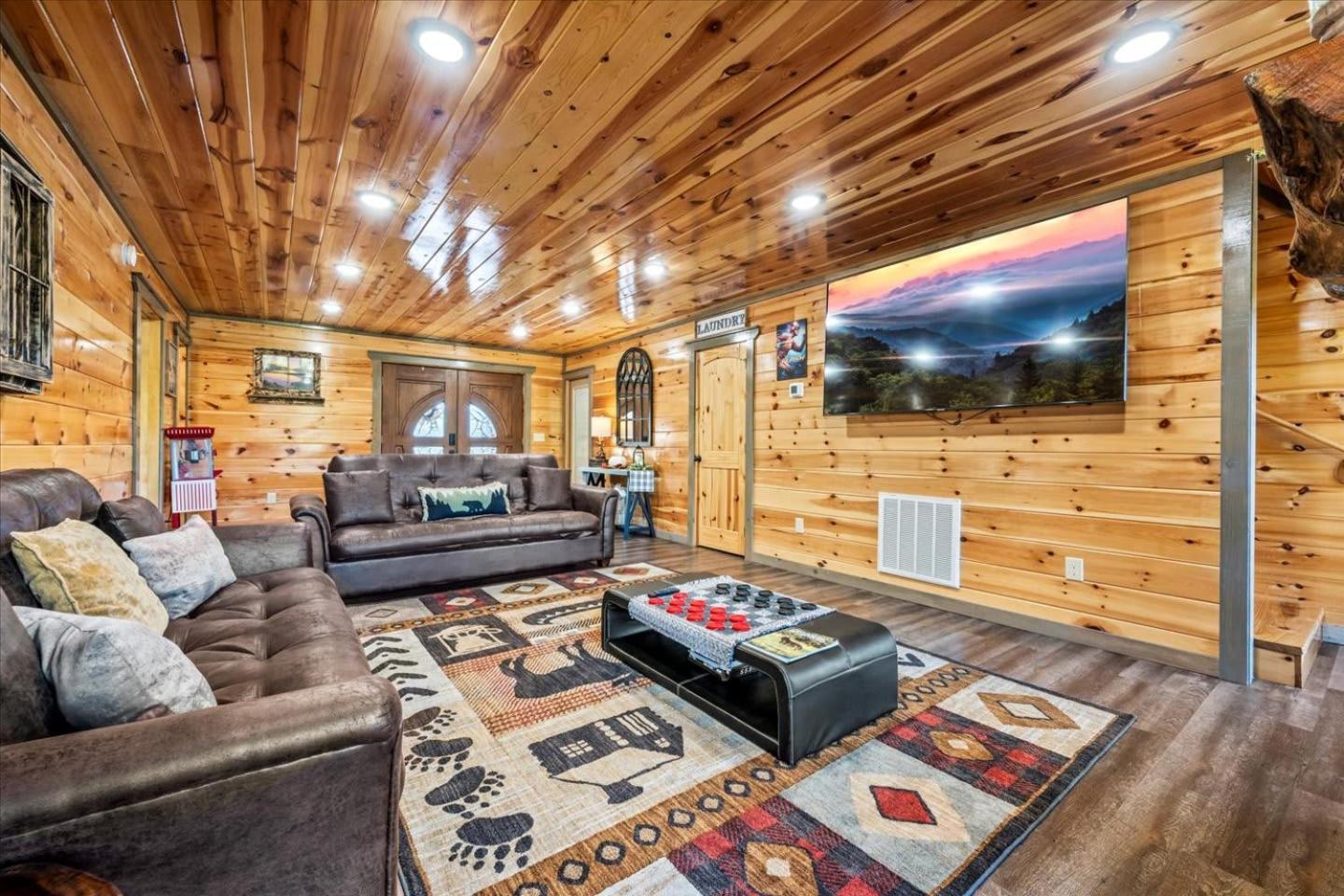 Indoor Pool, Volleyball Beach, Mountain View, Luxury Gatlinburg Exterior foto