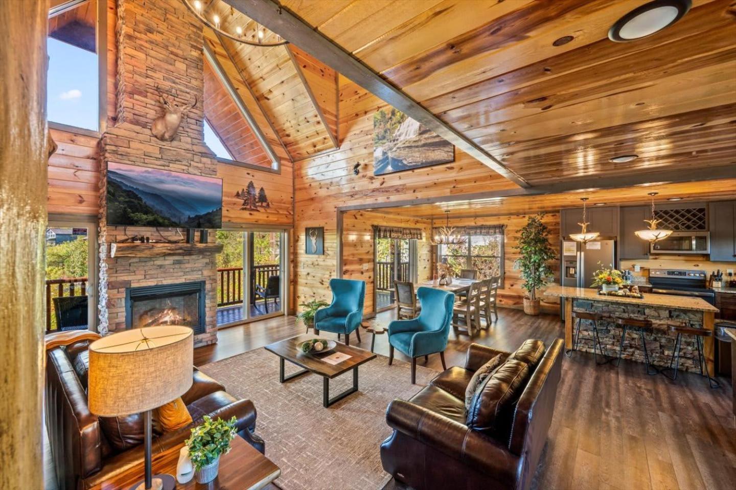 Indoor Pool, Volleyball Beach, Mountain View, Luxury Gatlinburg Exterior foto