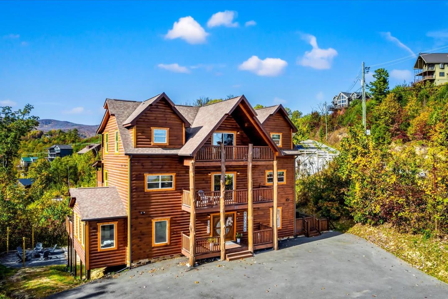 Indoor Pool, Volleyball Beach, Mountain View, Luxury Gatlinburg Exterior foto